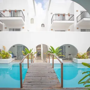 Mediterraneo Tulum Pueblo